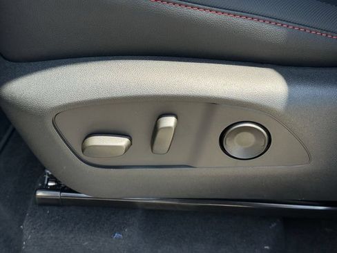 New 2026 Chevrolet Traverse Z71 w/ Enhanced Driving Package AWD/4WD image 26