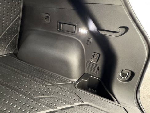 Certified 2025 Chevrolet Blazer LT w/ LPO, Floor Liner Package image 37