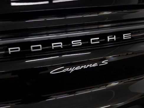 New 2026 Porsche Cayenne S image 12