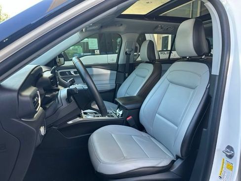 Used 2021 Ford Explorer XLT w/ Equipment Group 202A RWD image 15