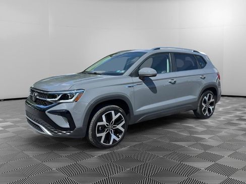 Used 2023 Volkswagen Taos SEL AWD/4WD image 2