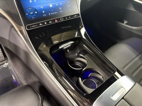 Used 2025 Mercedes-Benz GLC 350e 4MATIC w/ AMG Line image 15