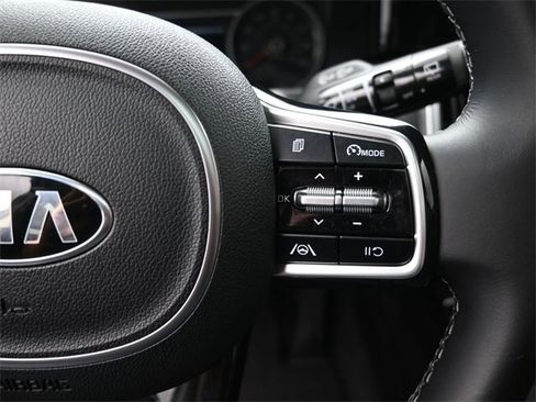 Used 2021 Kia Sorento S w/ Panoramic Sunroof Package image 23