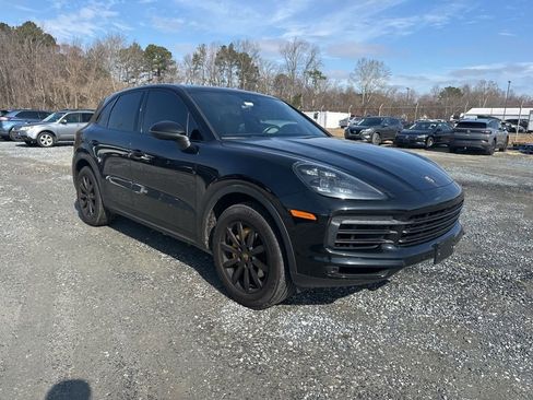 Used 2020 Porsche Cayenne image 7