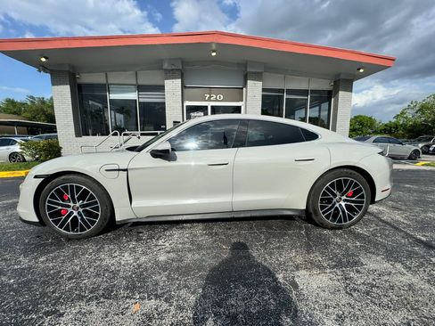 Used 2021 Porsche Taycan 4S AWD/4WD image 10