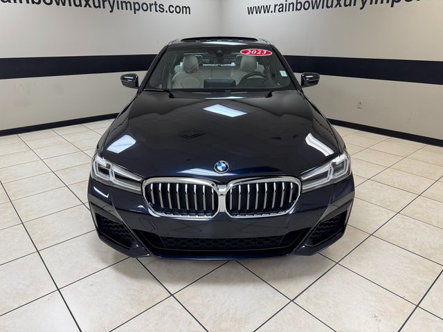 Used 2023 BMW 540i w/ M Sport Package RWD image 2