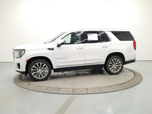 Used 2023 GMC Yukon Denali image 4