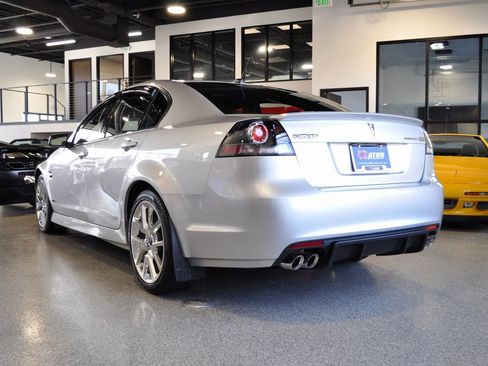 Used 2009 Pontiac G8 GXP image 4