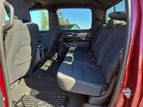 Used 2020 RAM 1500 Big Horn AWD/4WD image 32