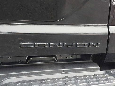 Certified 2025 GMC Canyon Denali image 31