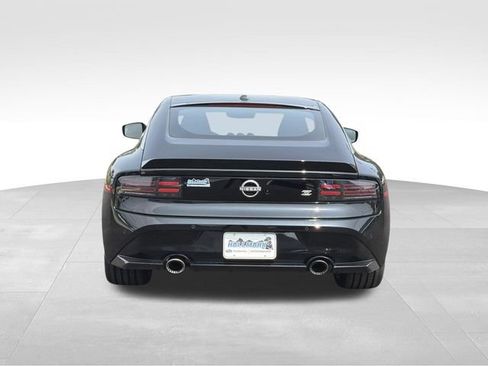 Used 2024 Nissan Z Performance w/ Floor Mat Package RWD image 8