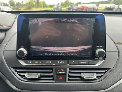 Used 2021 Nissan Altima 2.0 SR FWD image 16