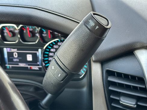 Used 2018 GMC Yukon SLT w/ Open Road Package image 24