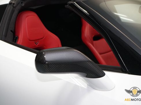 Used 2015 Chevrolet Corvette Z06 w/ 3LZ Preferred Equipment Group image 11