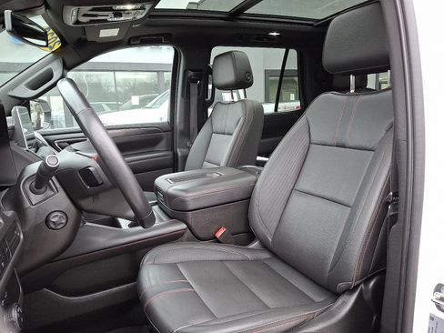 Used 2022 Chevrolet Tahoe RST w/ Sport Performance Package image 13