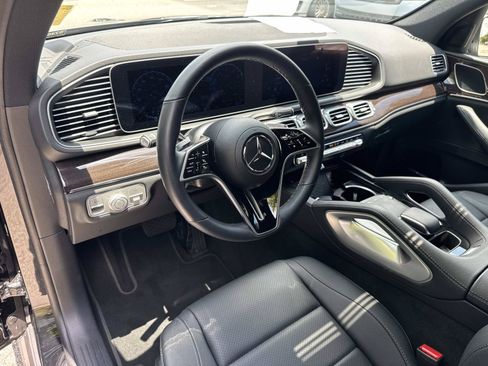 Used 2025 Mercedes-Benz GLE 350 4MATIC image 23