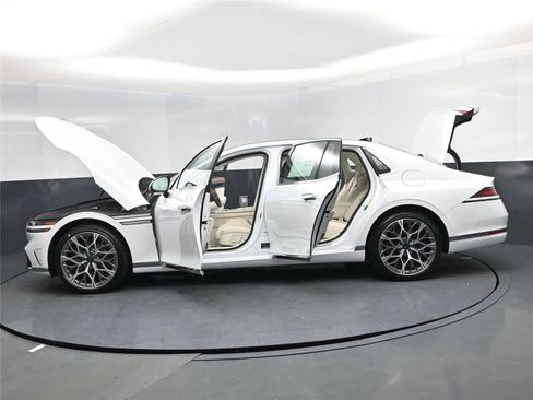 New 2026 Genesis G90 3.5T image 22