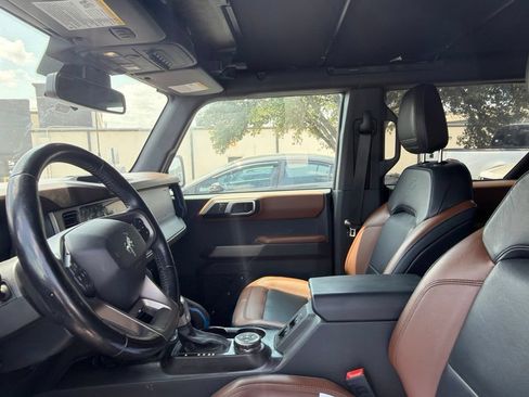 Used 2021 Ford Bronco Outer Banks AWD/4WD image 9