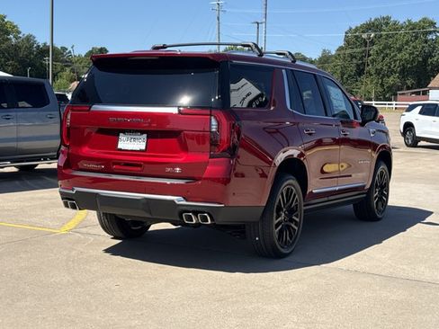 New 2026 GMC Yukon Denali w/ Denali Reserve Package AWD/4WD image 2