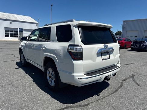 Used 2023 Toyota 4Runner Limited AWD/4WD image 3