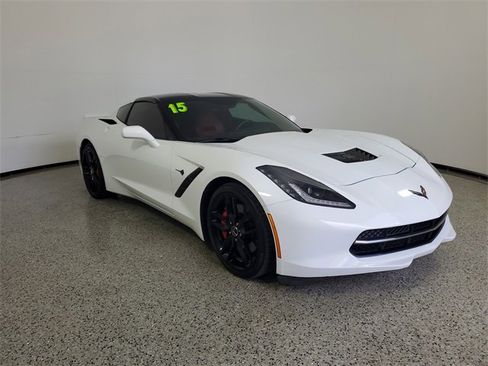 Used 2015 Chevrolet Corvette Stingray Coupe w/ Carbon Flash Badge Package image 27