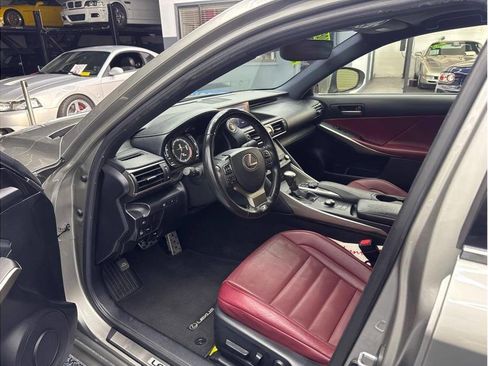 Used 2020 Lexus IS 350 F Sport w/ F Sport Package image 11