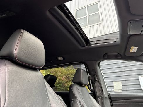 Used 2023 Honda Odyssey Sport image 19