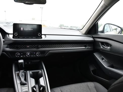 Used 2023 Honda Accord LX image 23