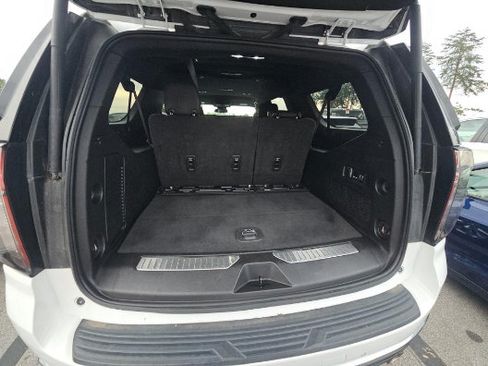 Used 2023 Chevrolet Suburban Premier RWD image 13