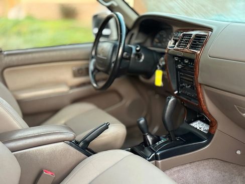 Used 1997 Toyota 4Runner Limited image 27