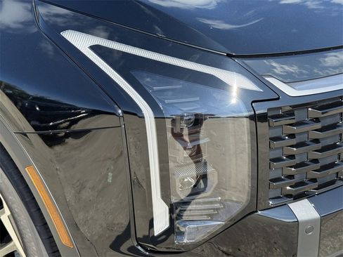 New 2026 Kia Sportage EX image 10