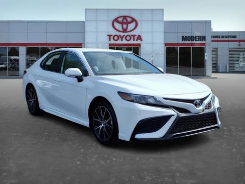 Certified 2023 Toyota Camry SE image 8