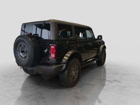 Certified 2025 Ford Bronco Big Bend w/ Black Diamond Package image 8