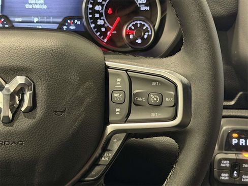 New 2026 RAM 1500 4x4 Crew Cab image 19