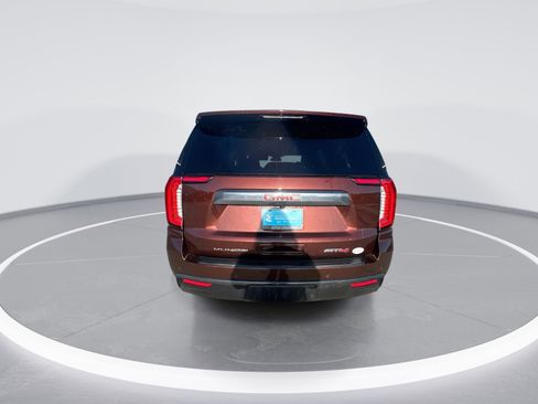 Used 2023 GMC Yukon XL AT4 w/ Technology Package image 7