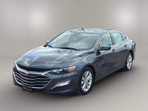 Used 2021 Chevrolet Malibu LT image 1
