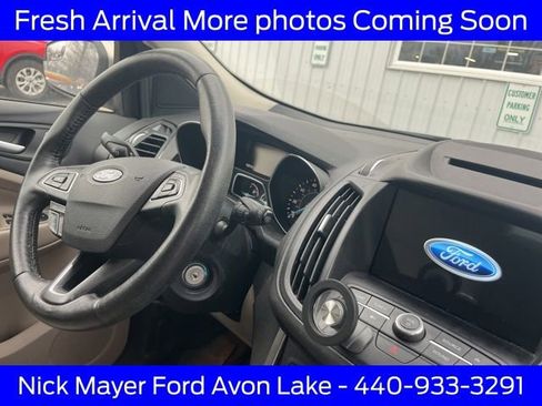 Used 2018 Ford Escape SEL image 10
