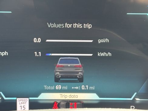 Used 2026 BMW X5 xDrive50e w/ M Sport Package image 22