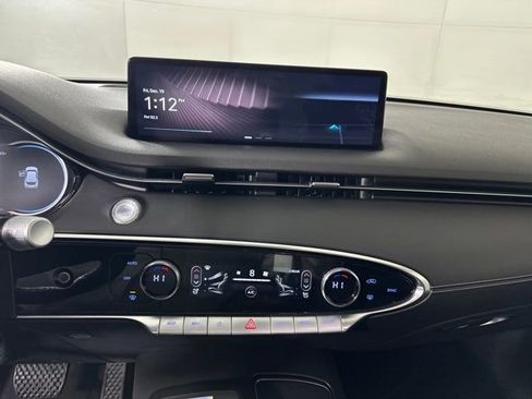 Used 2025 Genesis GV70 2.5T image 21