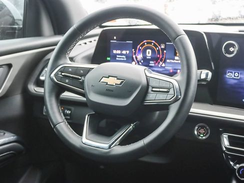 Used 2026 Chevrolet Traverse LT w/ Driver Confidence Package image 14