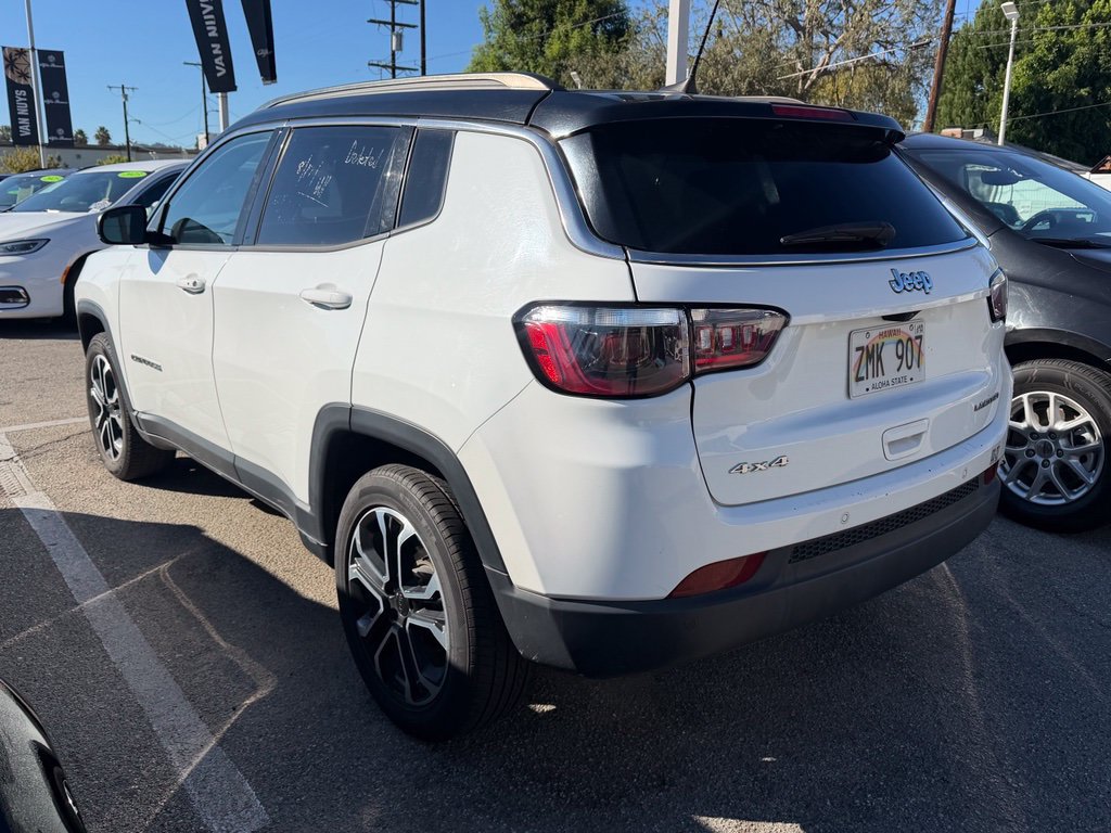 Used 2024 Jeep Compass Limited AWD/4WD image 2