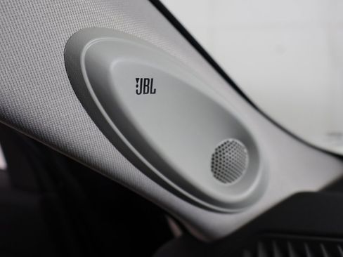 Used 2022 Toyota Highlander Limited image 59