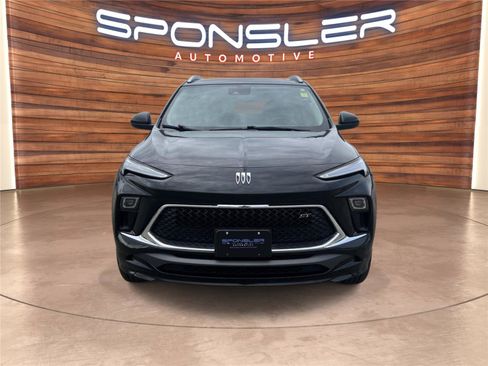 Used 2024 Buick Encore GX Sport Touring image 10