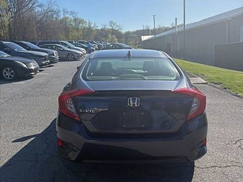 Used 2018 Honda Civic EX-L image 6