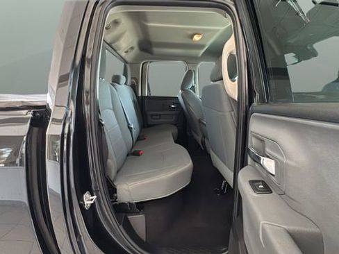 Used 2016 RAM 1500 Classic SLT AWD/4WD image 17
