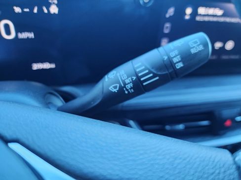 Used 2024 Buick Encore GX Preferred image 33