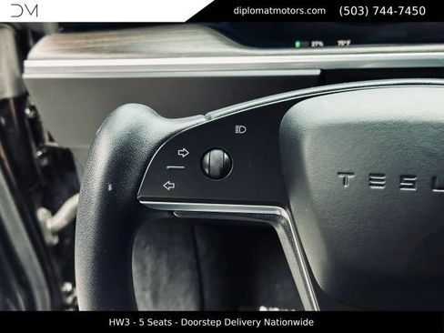Used 2022 Tesla Model S AWD/4WD image 30