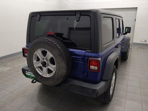 Used 2018 Jeep Wrangler Unlimited Sport S AWD/4WD image 7
