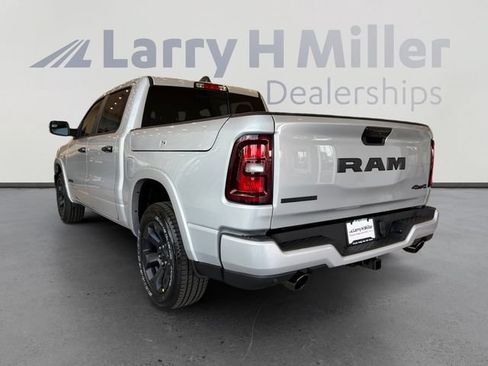 New 2026 RAM 1500 Big Horn AWD/4WD image 3