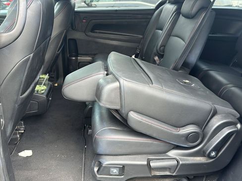 Used 2025 Honda Odyssey Sport-L image 7